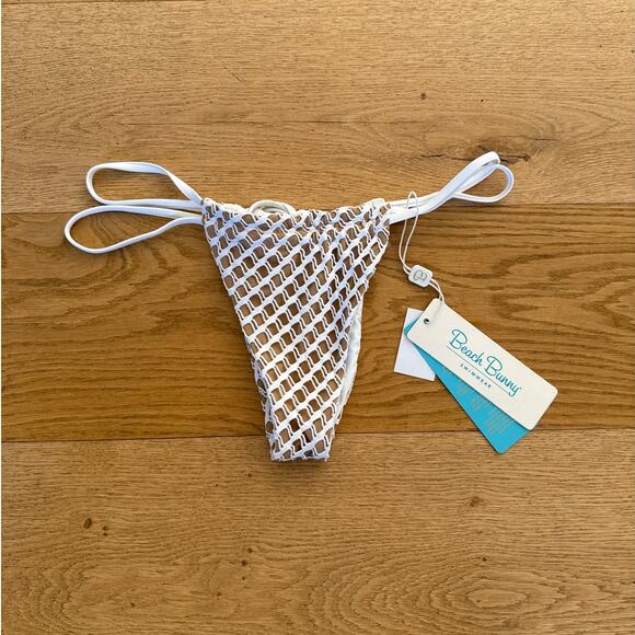 Beach Bunny - Indy Fishnet Bikini Bottoms in White & Beige